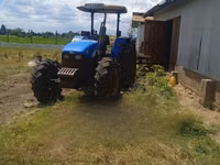 New Holland Tractor TD80 — photo 1