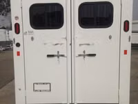 Trails West 2026 Manufacturing 3 Horse BP Trailer Horse Trailer — الصورة 4