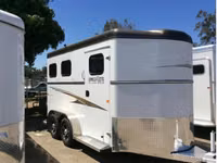 Trails West 2026 Manufacturing Classic 2 Horse Trailer — الصورة 2