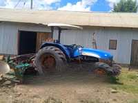New Holland Tractor TD80 — photo 2